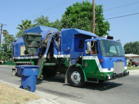 Commercial waste removal services in Blackfriars